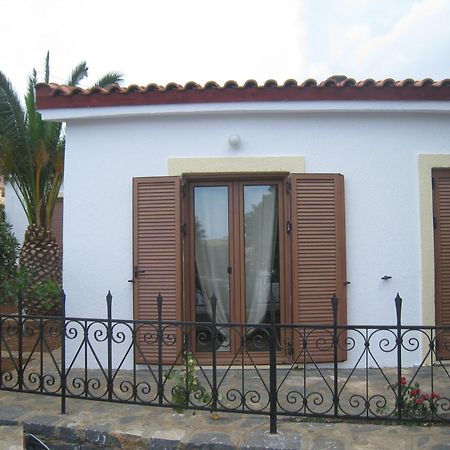 אלונדה Athina Villas מראה חיצוני תמונה