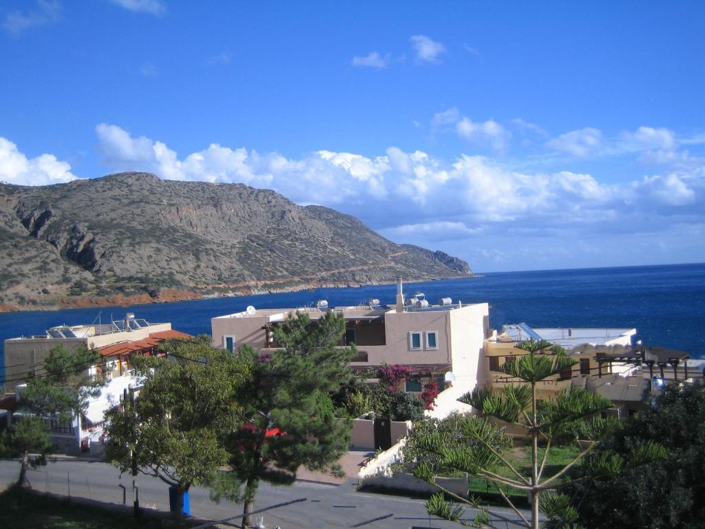 אלונדה Athina Villas מראה חיצוני תמונה