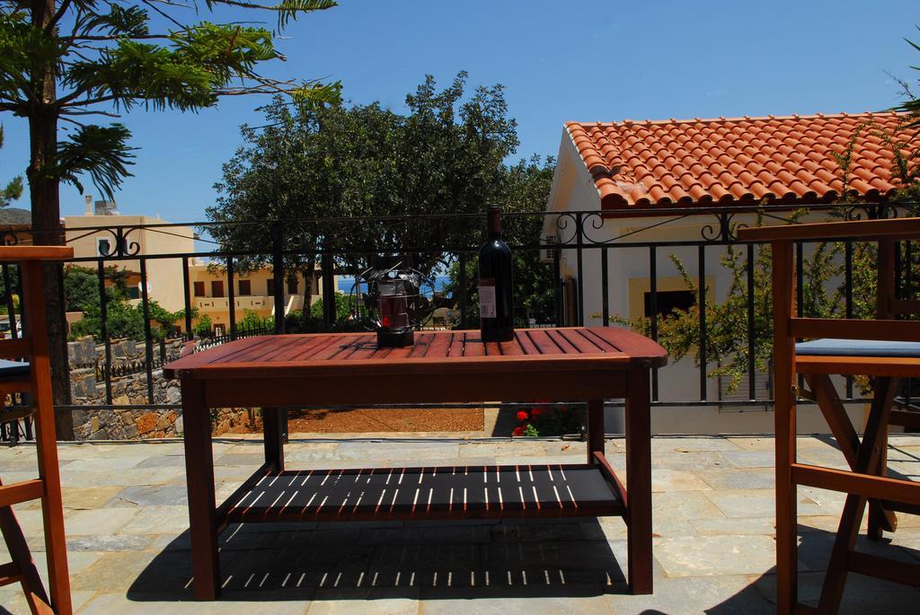 אלונדה Athina Villas מראה חיצוני תמונה