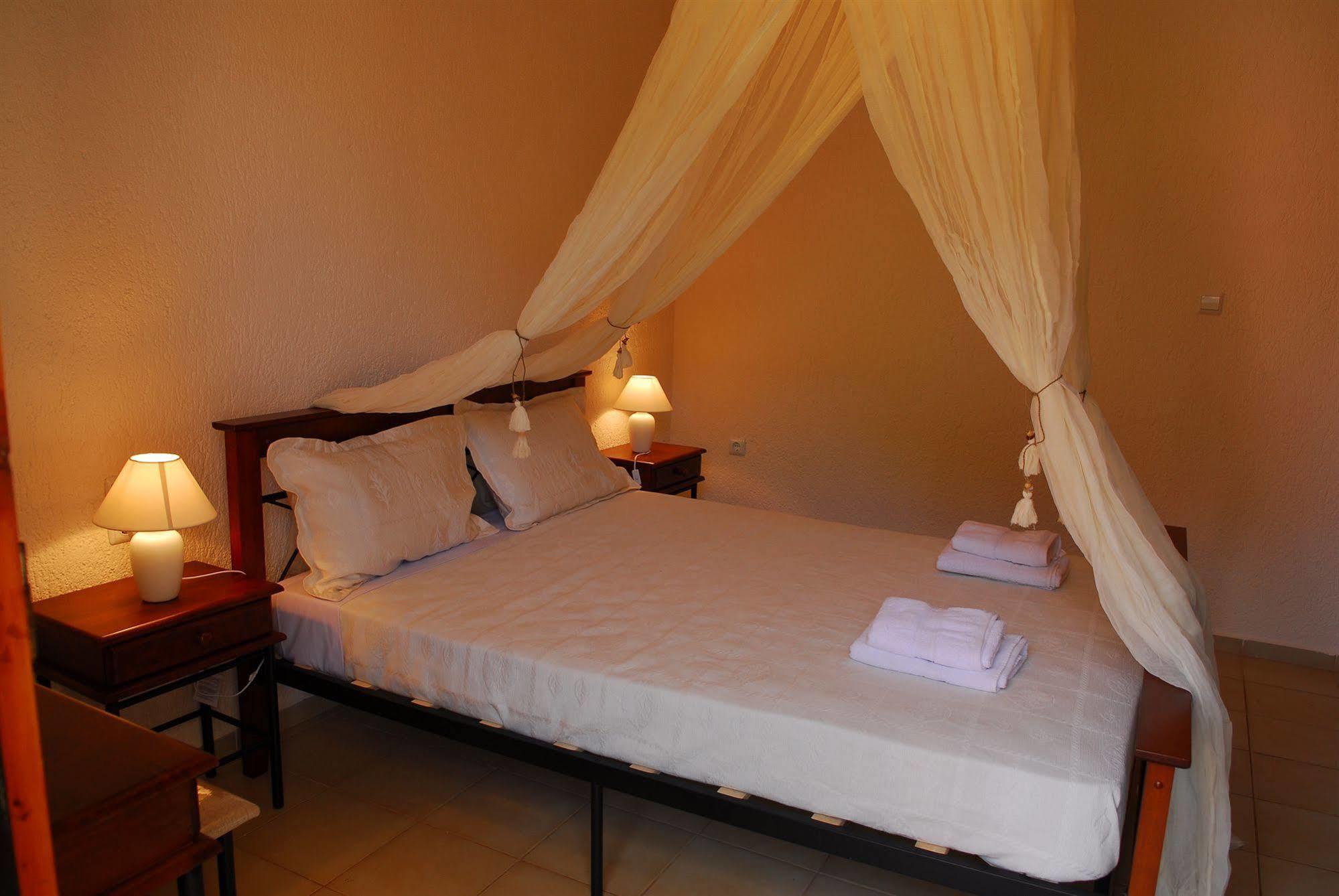 אלונדה Athina Villas מראה חיצוני תמונה